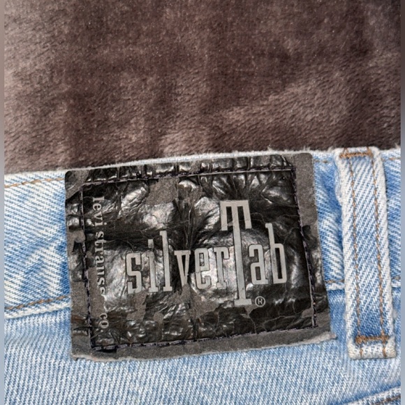 Authentic vintage Levi’s silver tab jeans - Picture 8 of 9